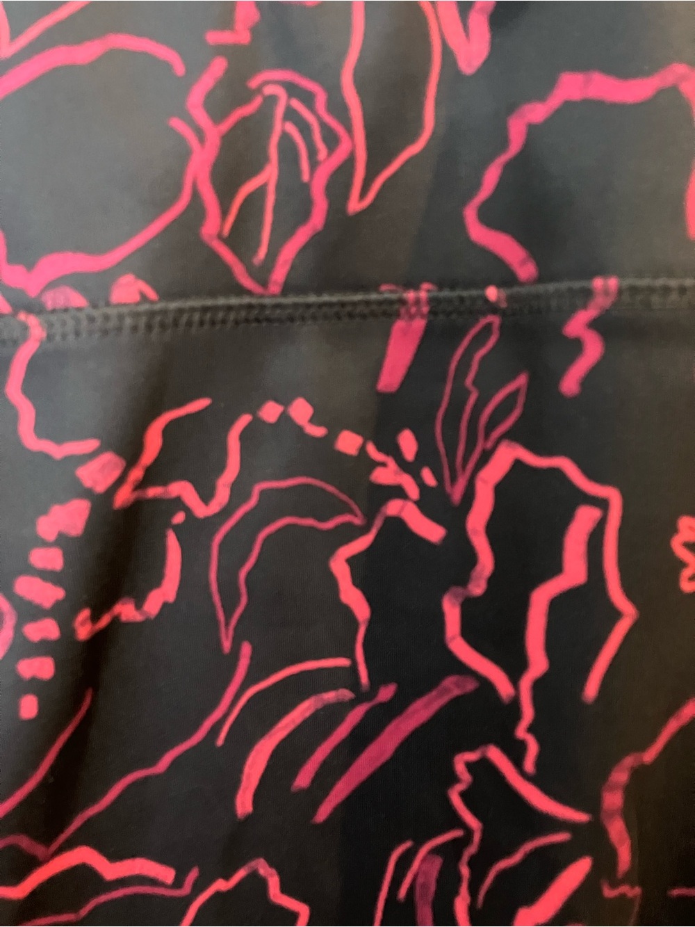 Floral Performance Leggings - Navy with Pink Print - Picture 8 of 9
